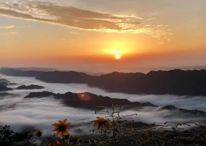 六月一起去邛崃逛古镇看云海日出共赴萤火虫之约