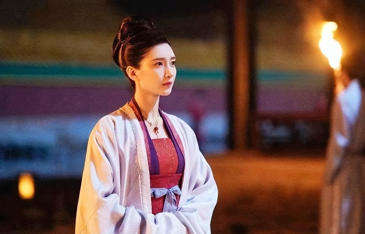 野史：财主喜得贵子贴对联，穷书生：你大祸临头了！财主惊慌失措