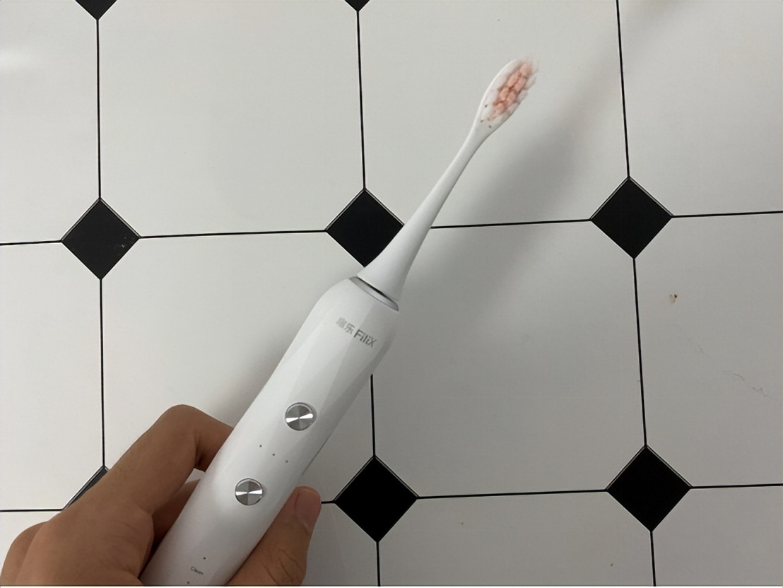 牙周炎治愈指南，这些口腔护理注意事项要牢记