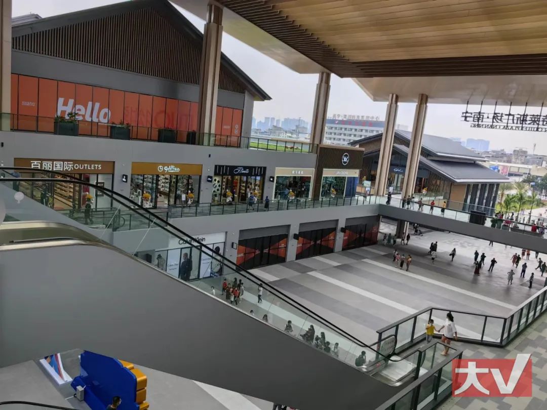 奥特莱斯南宁大牌,奥特莱斯可以玩吗