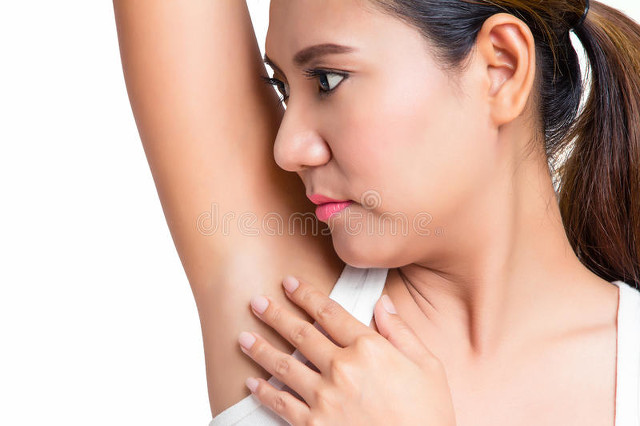 女生体毛多该不该刮掉,女生体毛多怎么办去除体毛有妙招