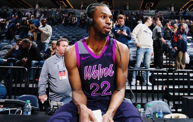 维金斯在勇士三分最好的一场,维金斯在勇士砍下30分的比赛