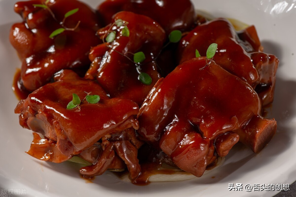 饭店红烧猪脚的家常做法软烂脱骨,线下猪脚饭店如何做到软烂脱骨