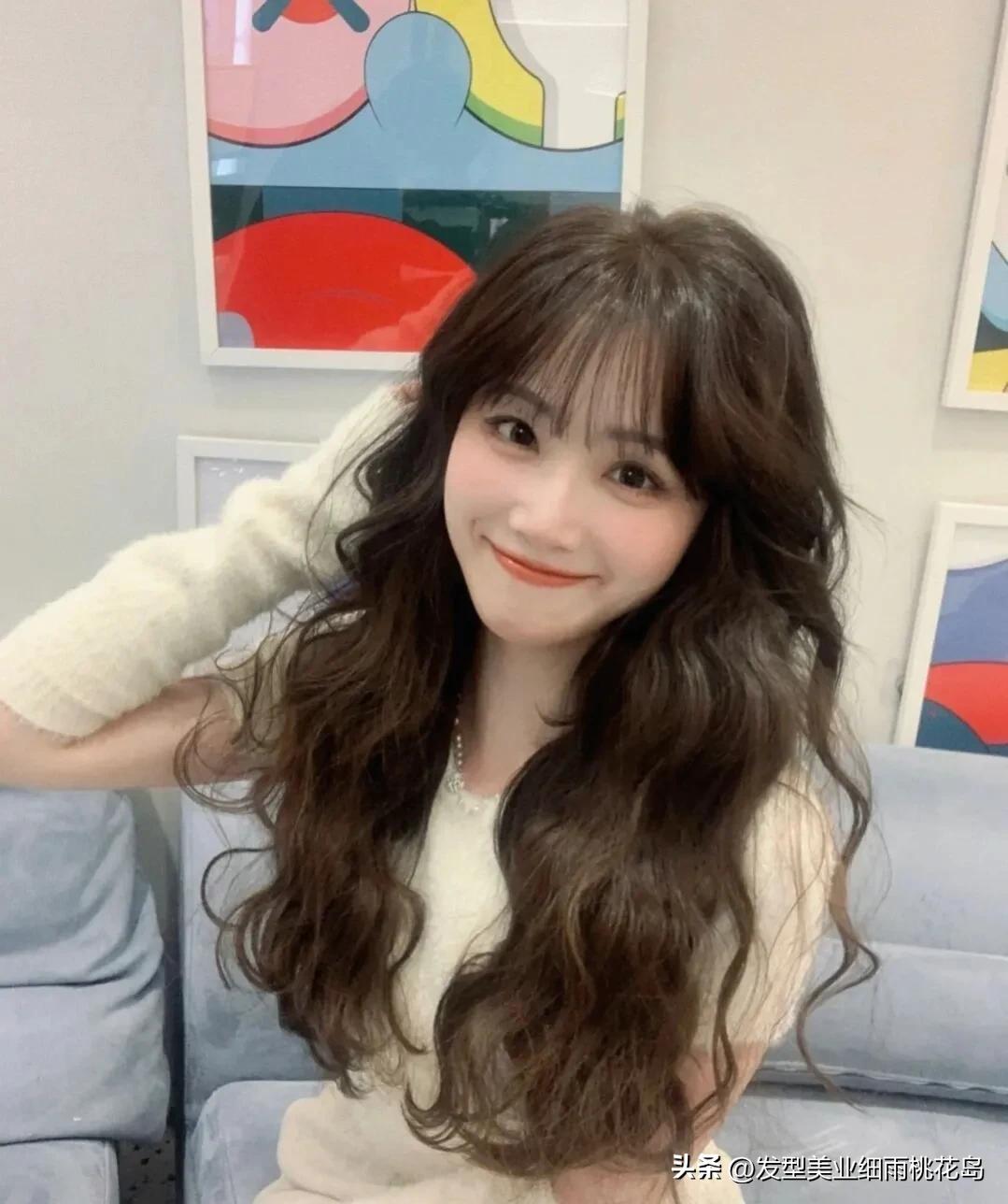 美感十足的中长发烫发,中长发烫发什么类型好看