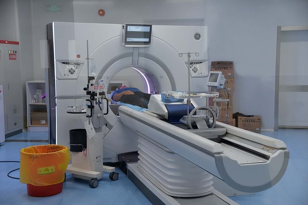 为啥国内看病越来越贵？假如医院取消检查费，会发生什么？快瞧瞧