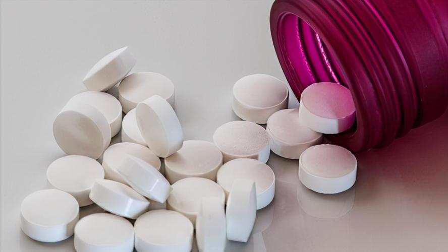 有冠心病的人敢吃甲钴胺片吗 (高血压冠心病患者能吃甲钴胺片吗)