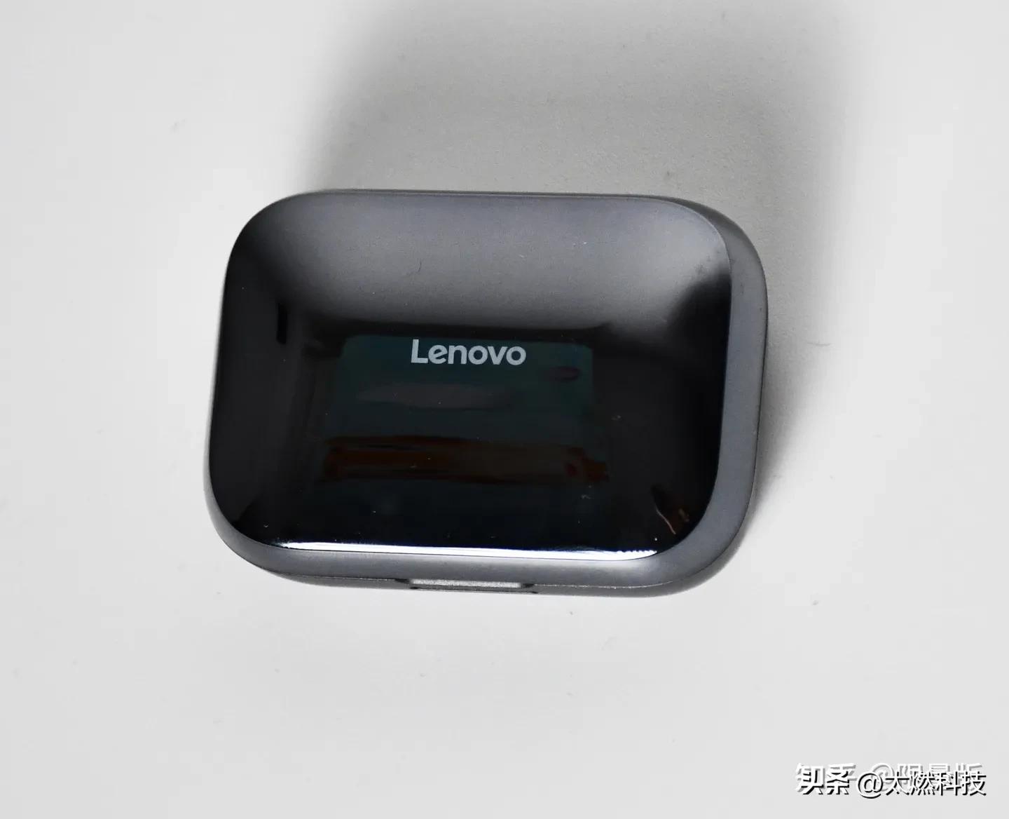 联想TC550耳机测评:琉光溢彩、主动降噪、无线充电带你奔赴热爱