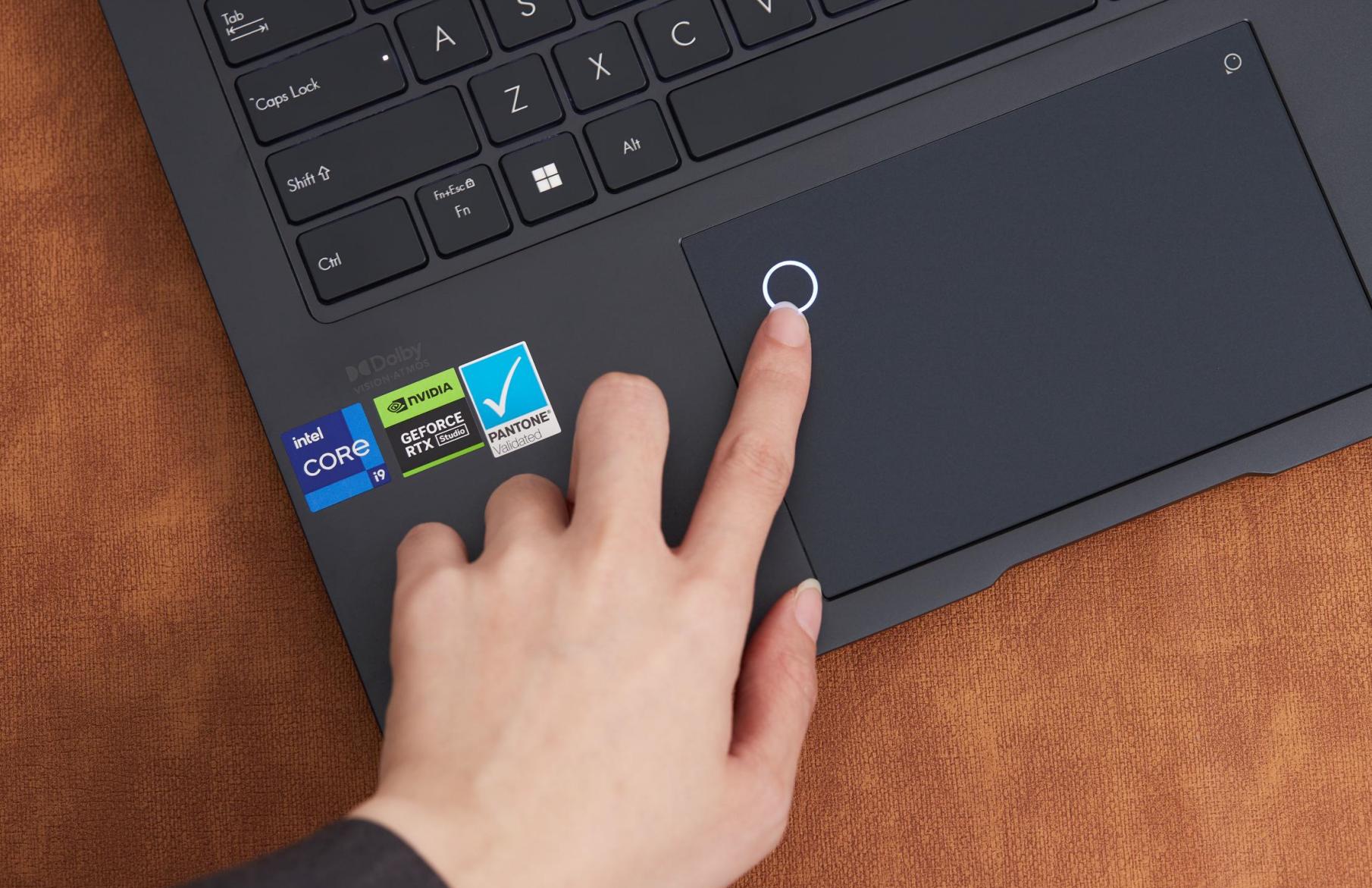 2018macbookpro笔记本值得入手吗,macbookpro新款老款性能对比