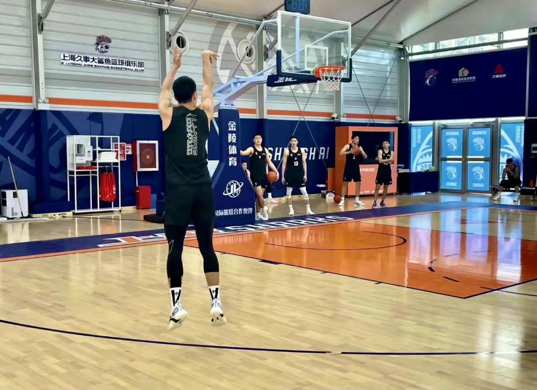 澶ч波楸煎拰浠栫殑鐖哥埜,澶ч波楸煎拰鐖朵翰