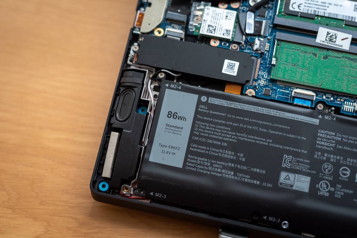 alienwarem15r7笔记本,男人的快乐就这么简单老外