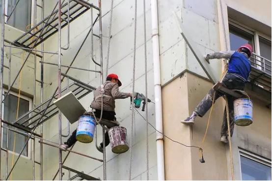 13岁孤儿独自生活,孤儿韦仁龙707分考上北大