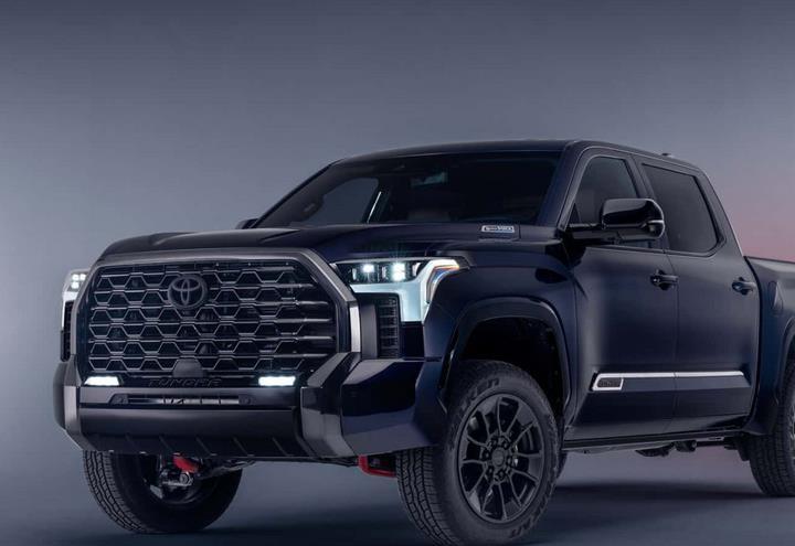 丰田塔库玛皮卡18款2.8t柴油版,丰田皮卡lc79单排双门4.2l柴油版