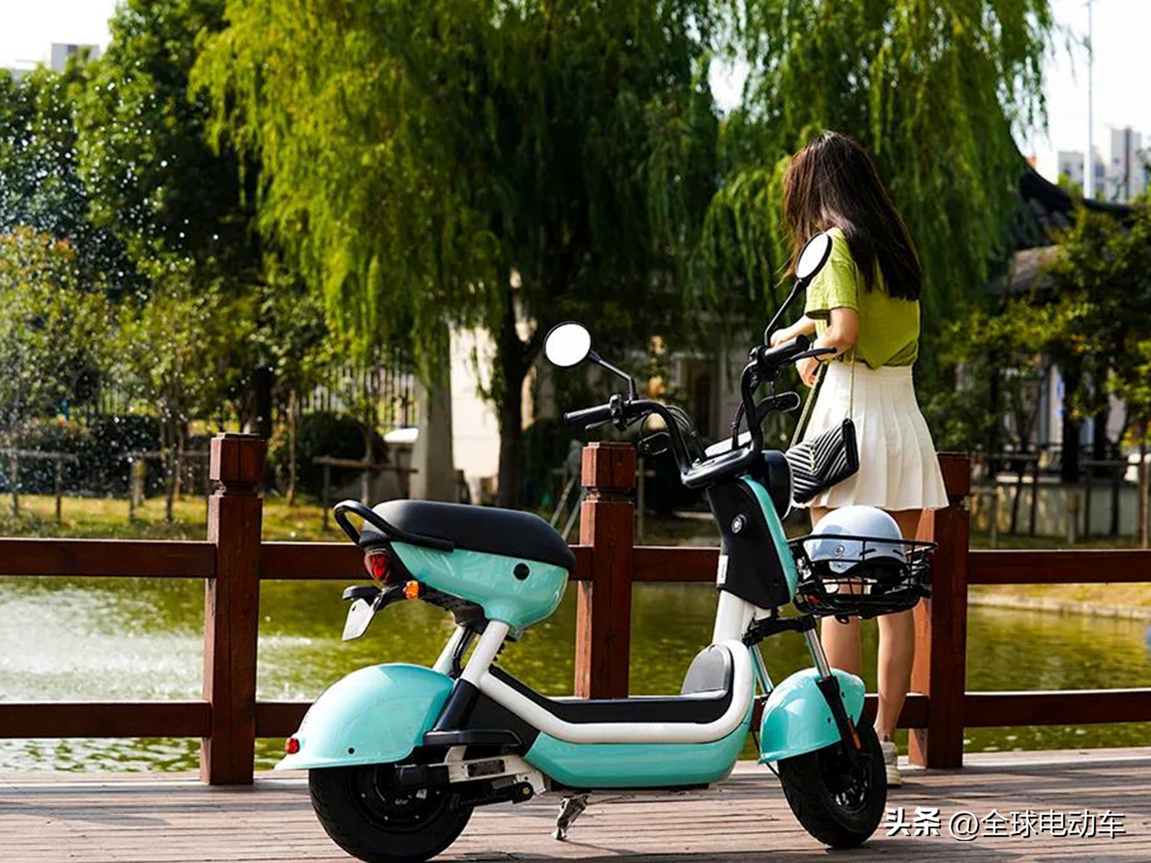 电动车天能黑金电池现价格多少,电动车黑金电池和普通电池的区别