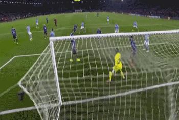 曼城两大奇迹,曼城9320奇迹逆转夺冠颁奖典礼