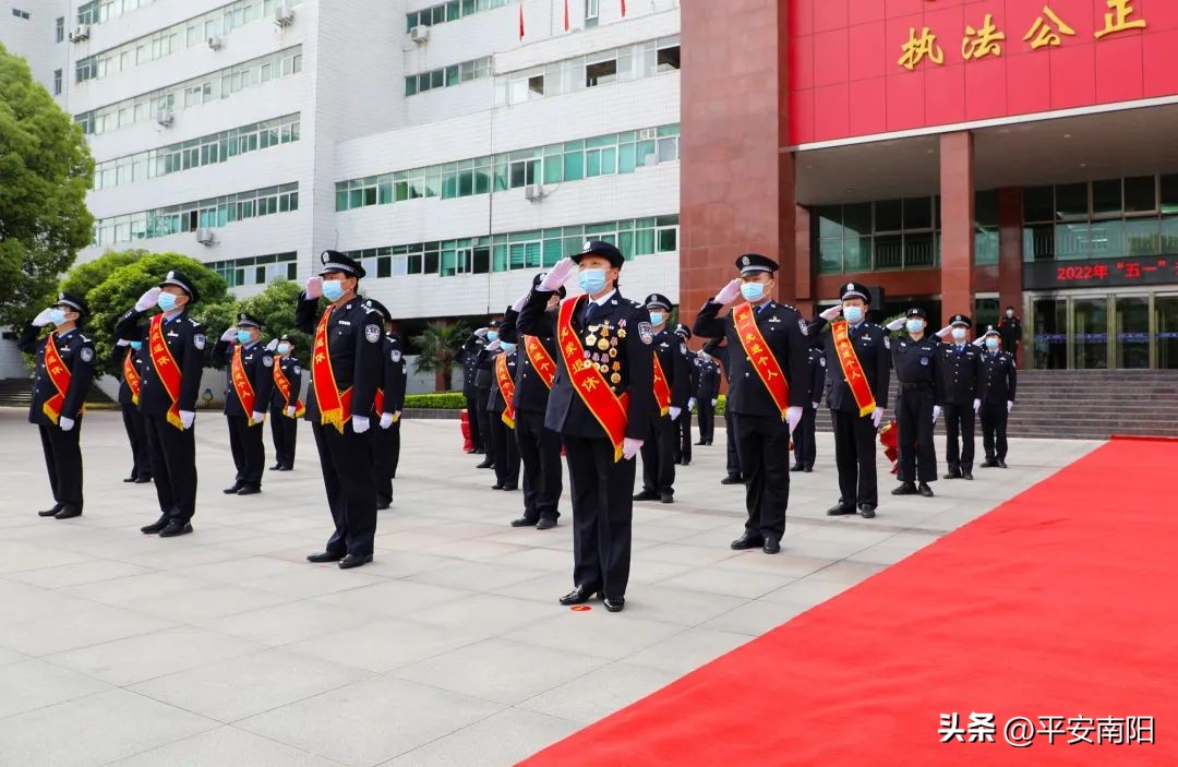 爱在警营暖在心坎,温暖了警营温暖了警心