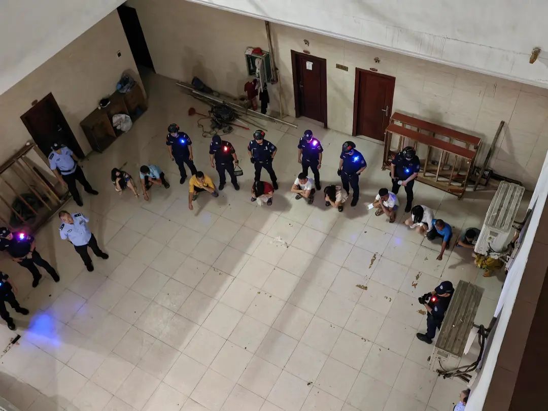 全国夏夜治安巡查宣防统一行动,公安部部署进行夏季打击治安行动