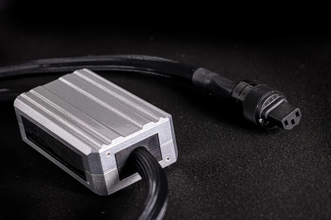 mit电源线,mit旗舰信号线如何