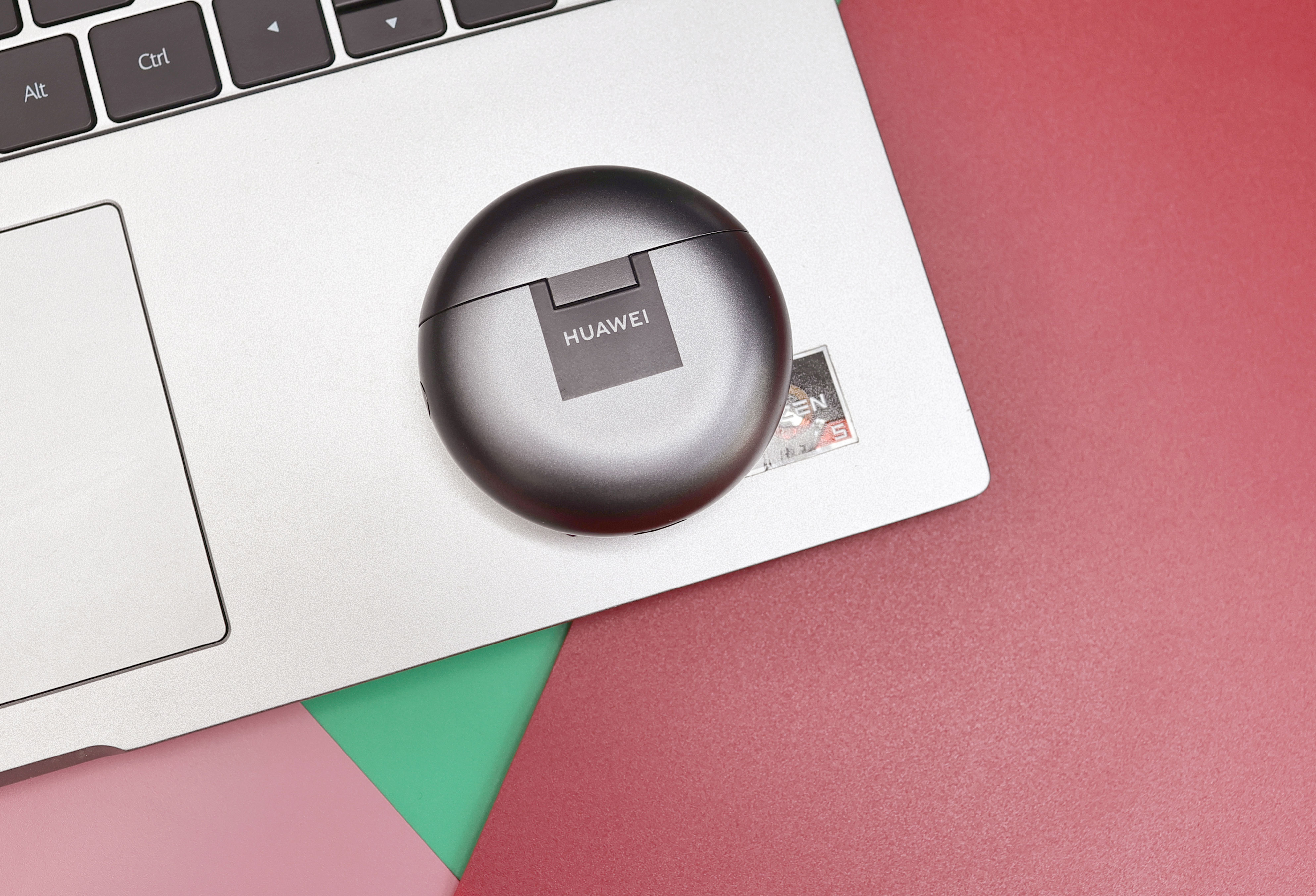 freebudspro和freebuds4i哪个好,freebuds4e和freebudspro的区别