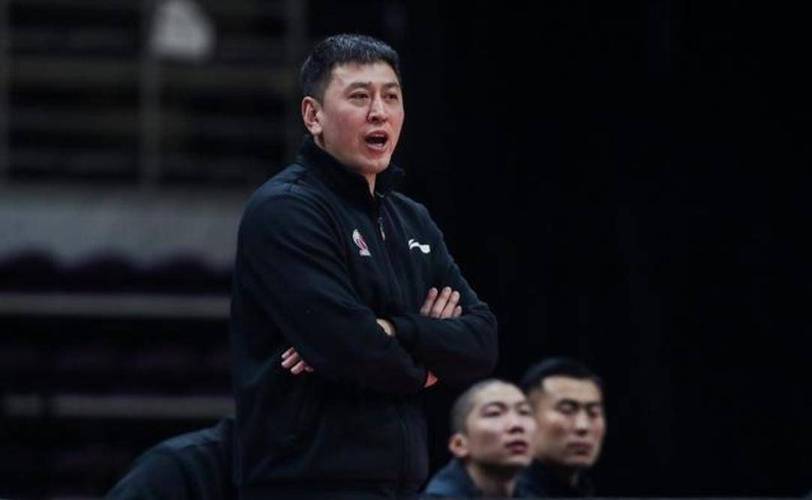 广东男篮对浙江稠州赛后杜锋发言,广东宏远vs浙江稠州张文逸杜锋