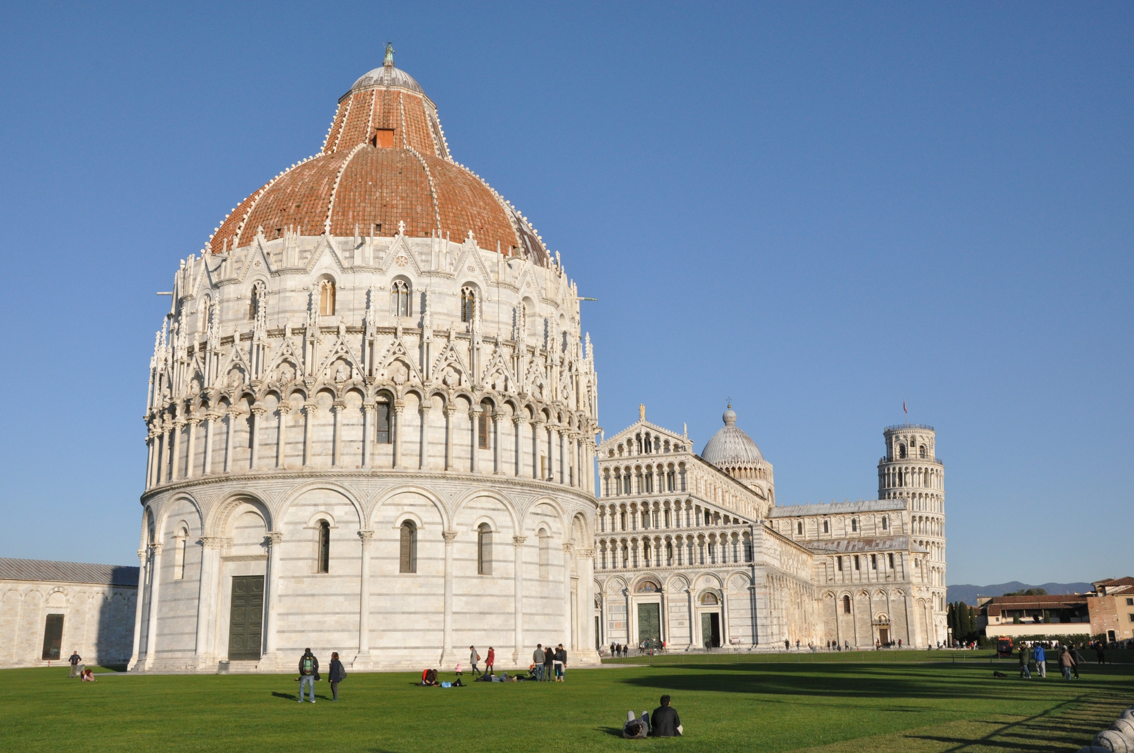 比萨斜塔著名吗,比萨斜塔是哥特式吗