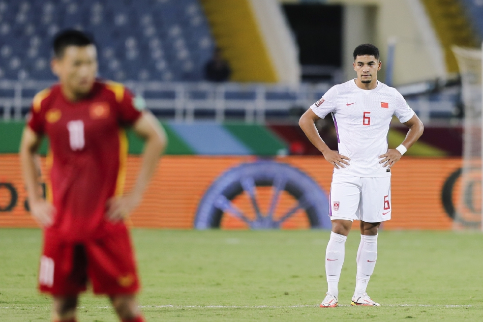 最新上架五条白斩鸡！国足新帅测试球员体脂率，五人不达标！