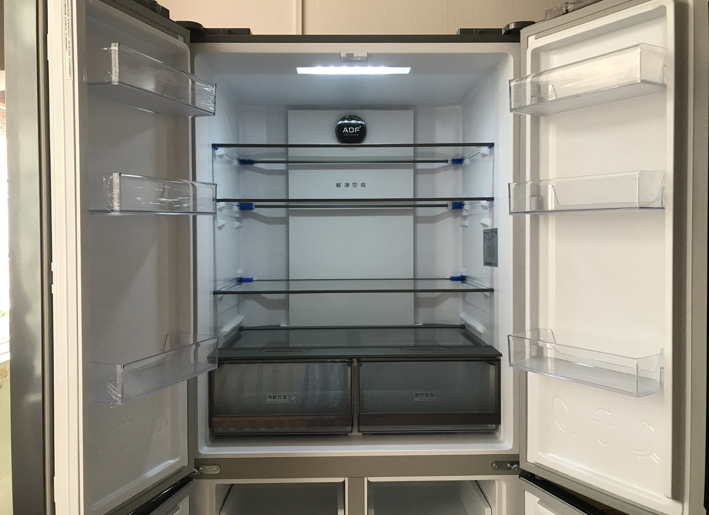 一千多和三千多的冰箱有什么区别,美的冰箱与海尔冰箱哪种冰箱好点