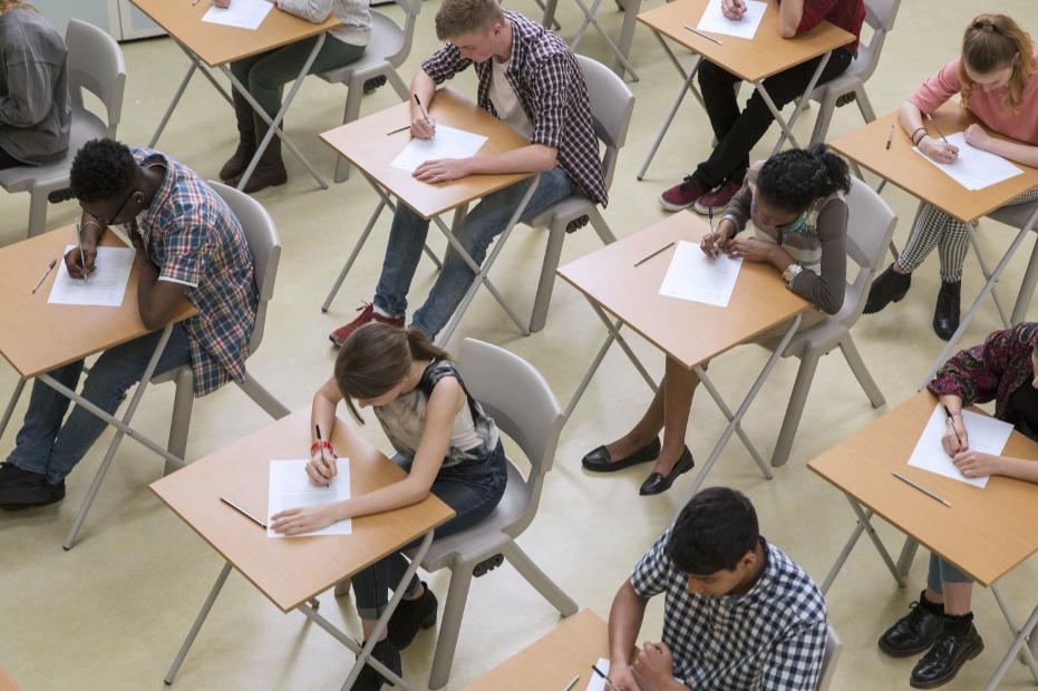 女生专科专业就业率排名,女生单招就业率最高的专业