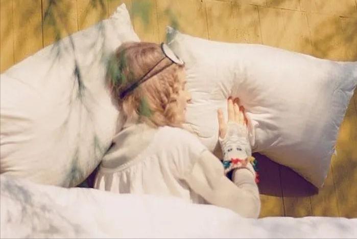 老婆怀孕7个月了非要回娘家,怀孕7个月就不能去香港啦吗