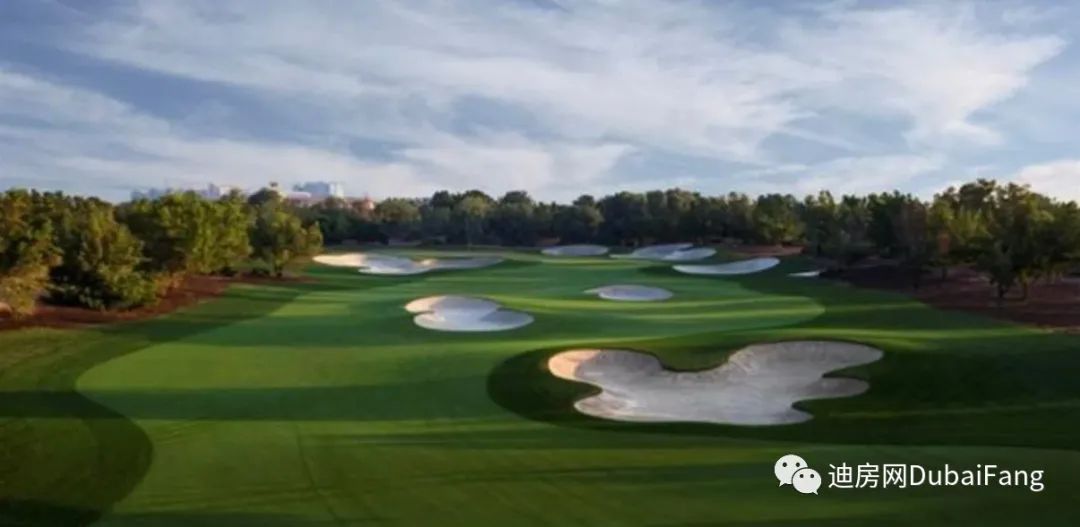 迪拜朱美拉高尔夫庄园社区,迪拜朱美拉别墅区