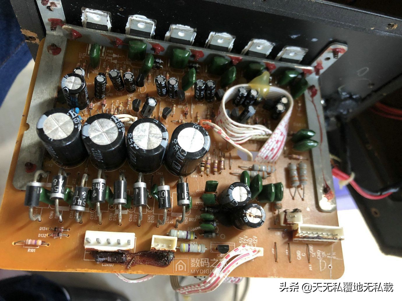 拆长虹电视机,长虹av3008功放机怎么接线