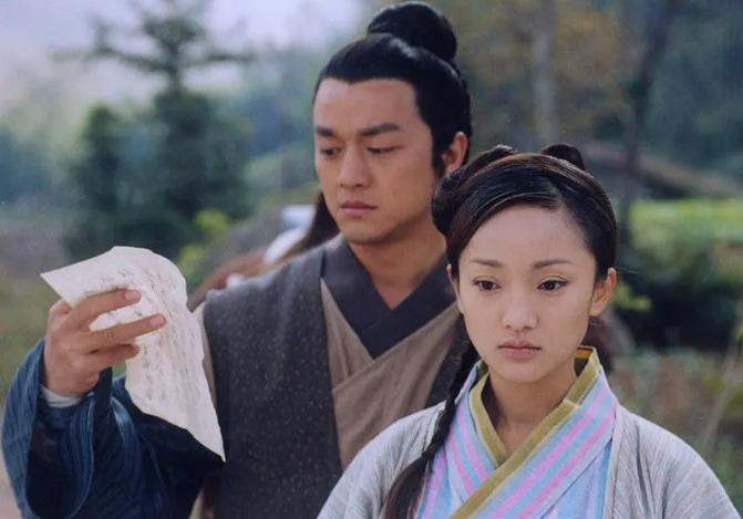 83版射雕英雄传周伯通经典片段,射雕英雄传83版经典武打片段