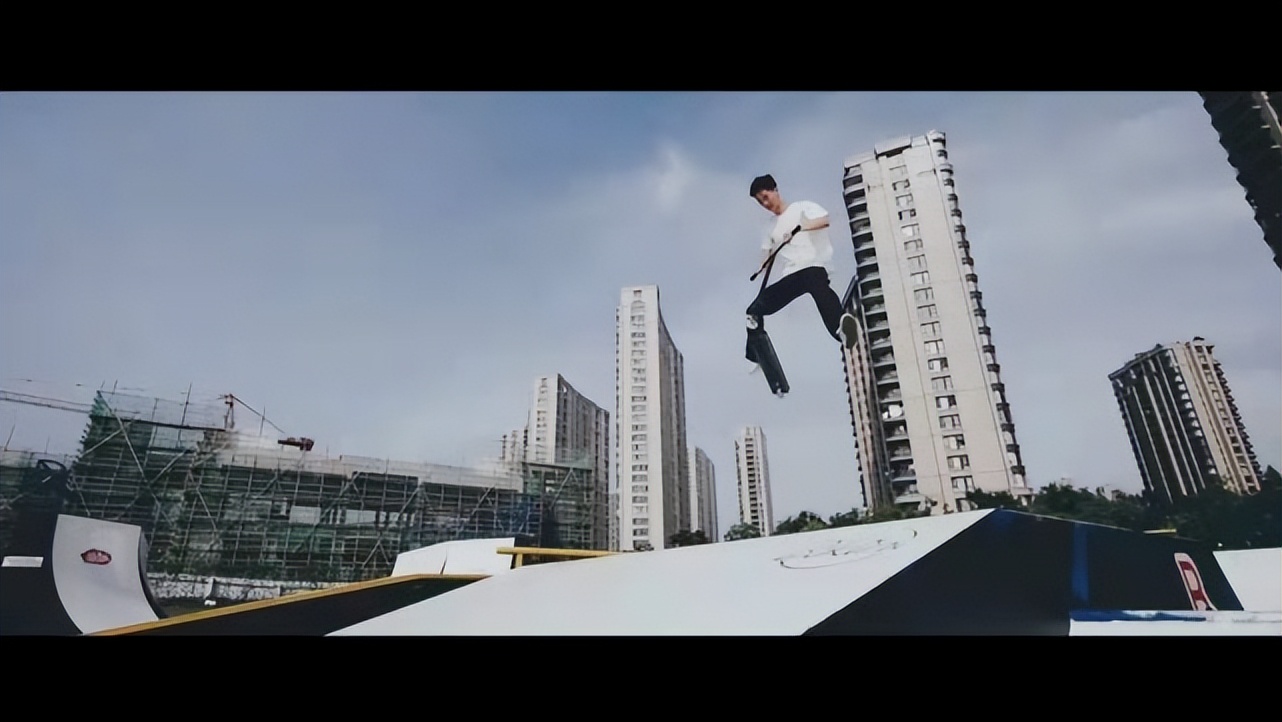 轮滑集体展示,轮滑运动十二大项目