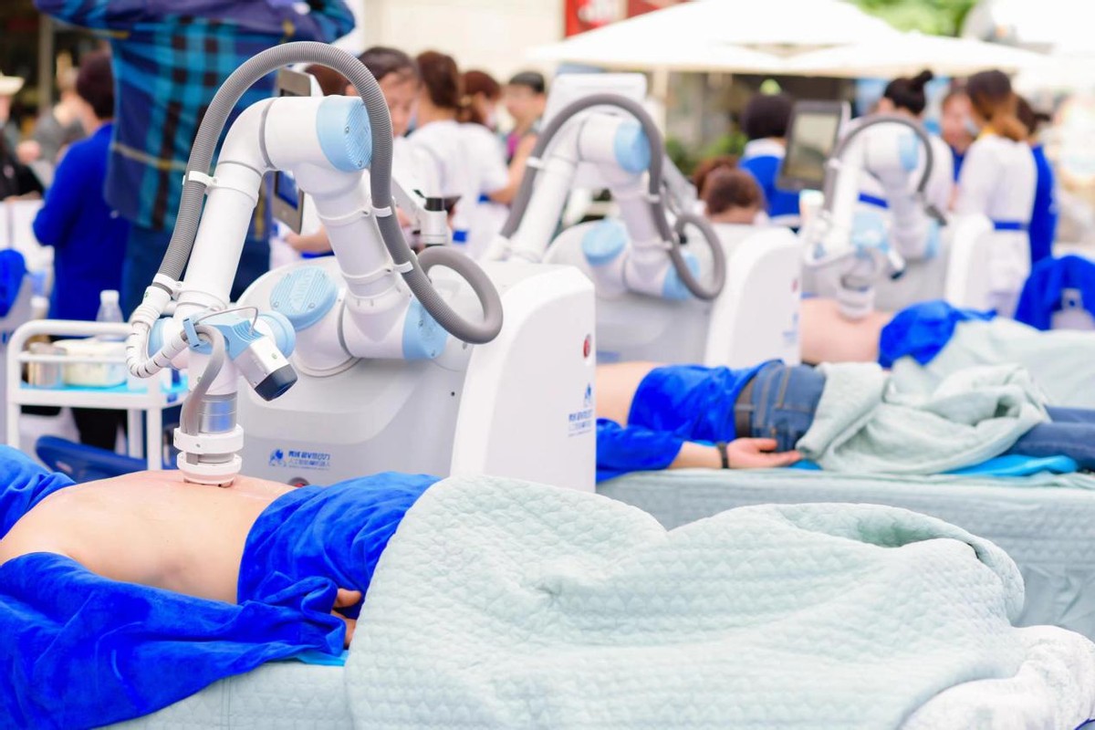 如何避开加盟创业的六大陷阱,加盟需要注意哪些风险如何防范