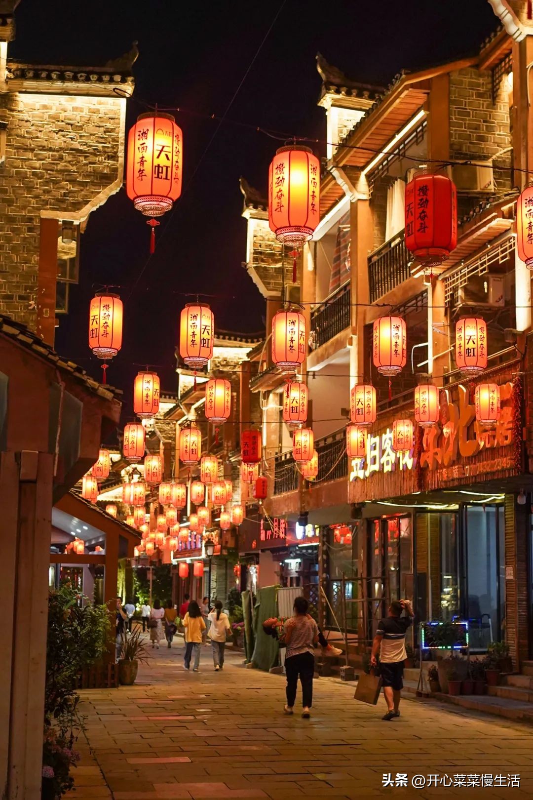 湖南吉首有座4200多年历史古城,被严重低估,比凤凰古城还要好看