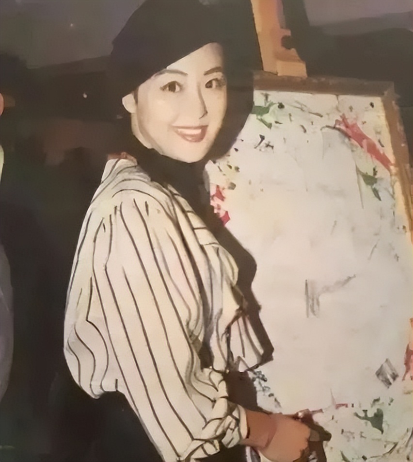 她一个人，搞垮两个亿万富豪