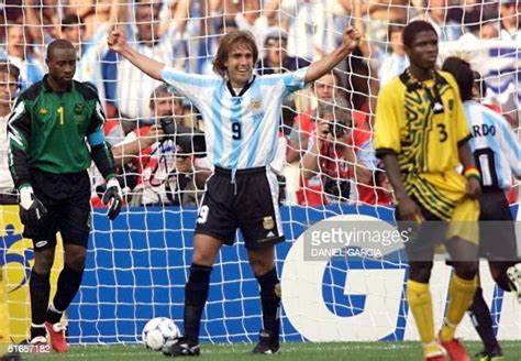 昔日英雄1-48集免费看,98年世界杯32强以及阵容