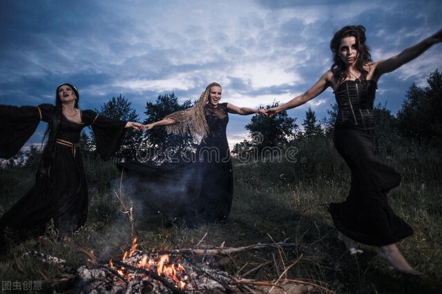 欧洲最秘密的学生兄弟会“骷髅会”的成员隐藏了什么