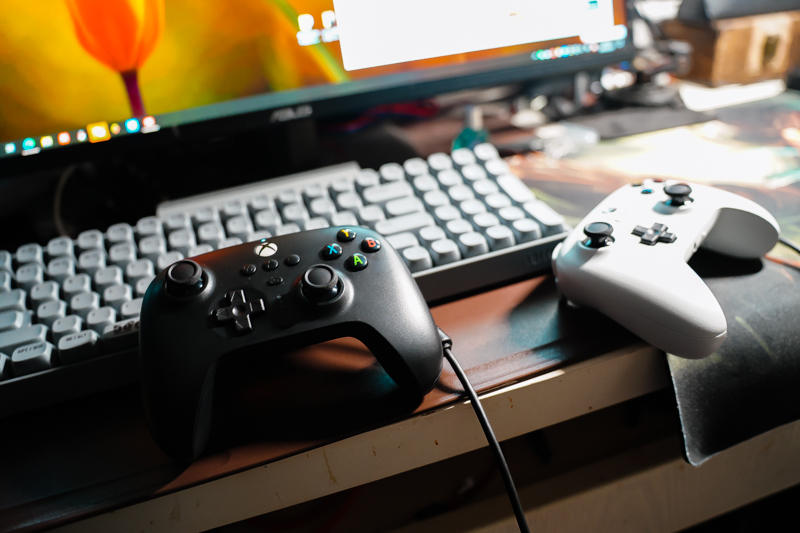 八位堂猎户座xbox手柄连接pc游戏,八位堂猎户座手柄和switchpro