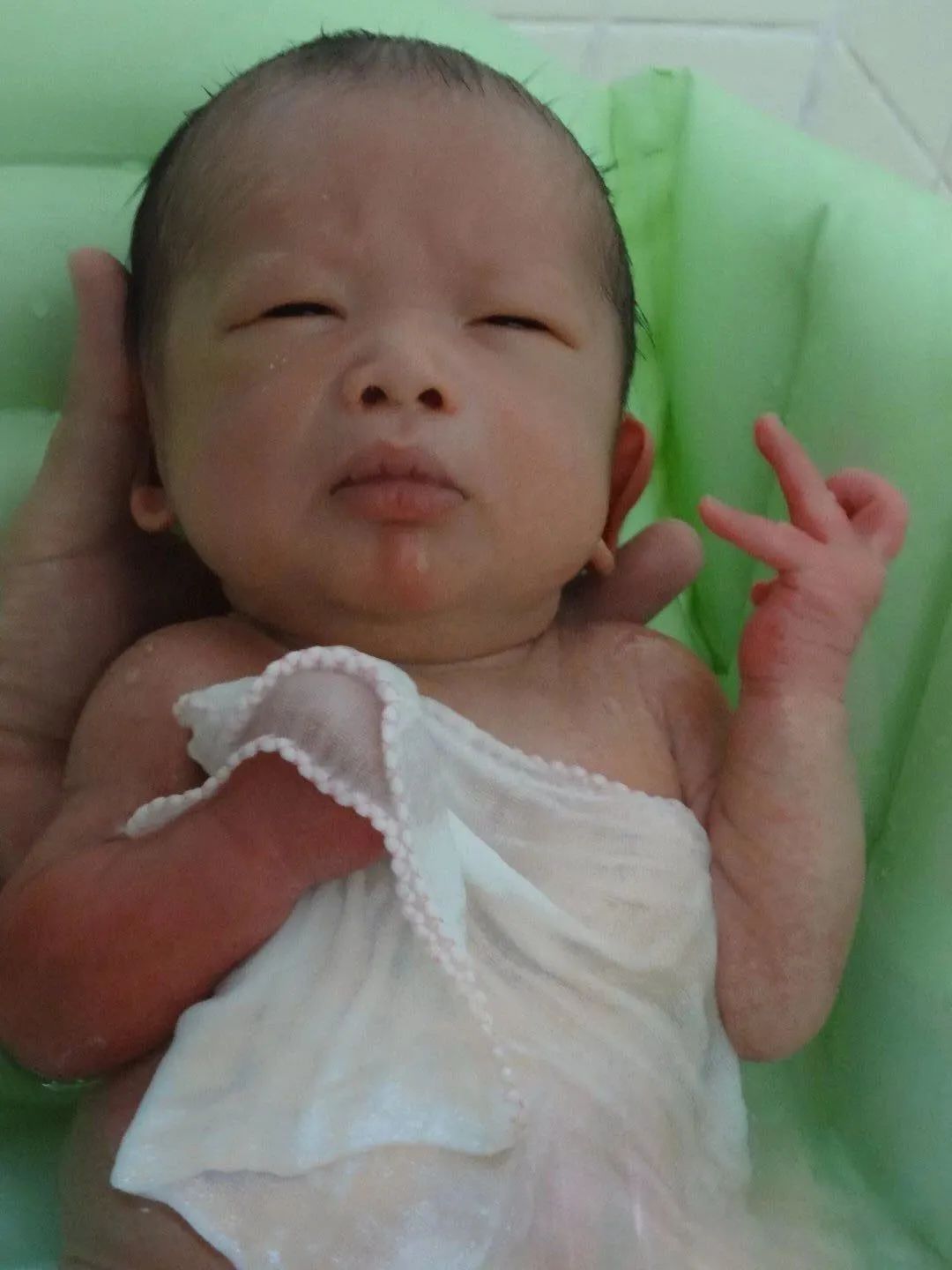 日本拍孩子丑照大赛,日本最丑选美大赛