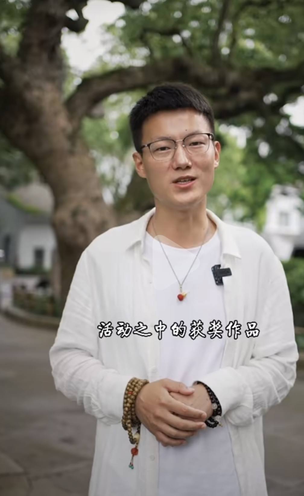 澶у鐢熷綋瀵兼父鏈堝叆杩囦竾,90鍚庡皬浼欏仛瀵兼父