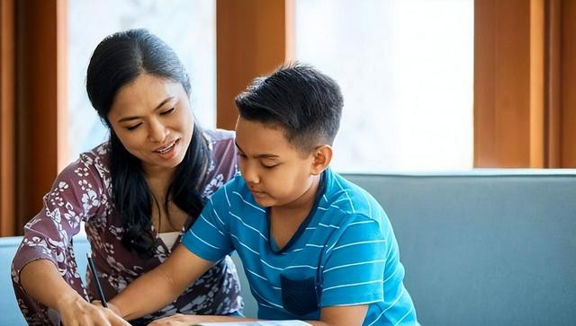 留守妇女给老公诉苦视频,留守妇女向老公诉苦