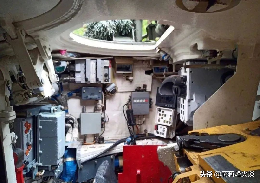 俄坦克t-90m现身乌克兰,俄t90m坦克被缴获