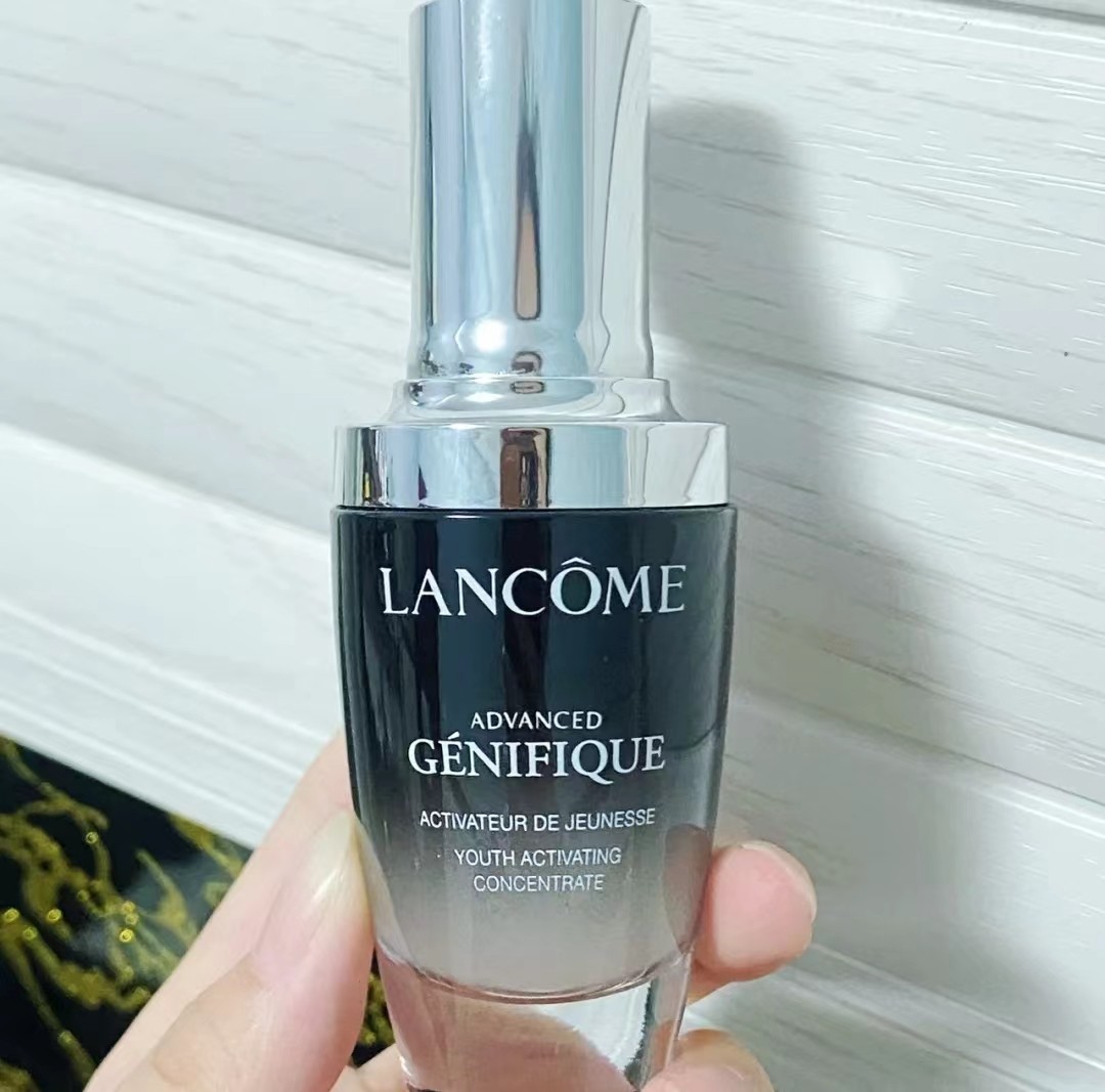 娇韵诗兰蔻多效修护精华液,娇韵诗兰蔻抗皱精华哪个好用