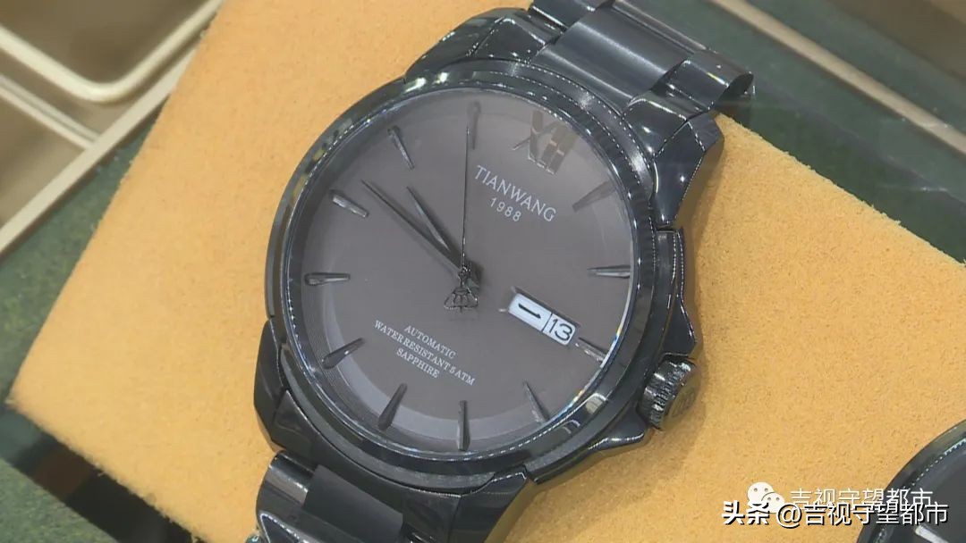 为什么两百块的机械表时间准,340元左右的机械表怎样