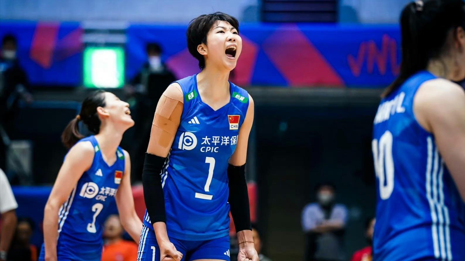 女排最新一期世界排名1-30,中国女排再次排名世界第一