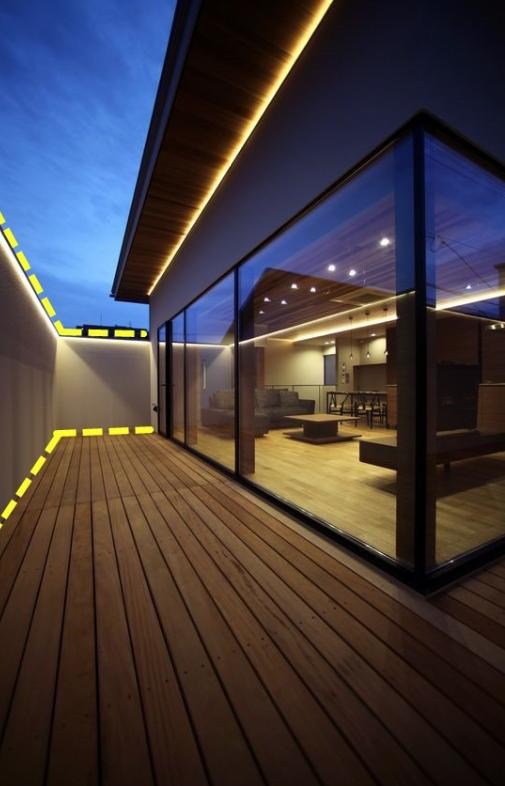 阁楼露台布置,露台抬高部分用什么做最好