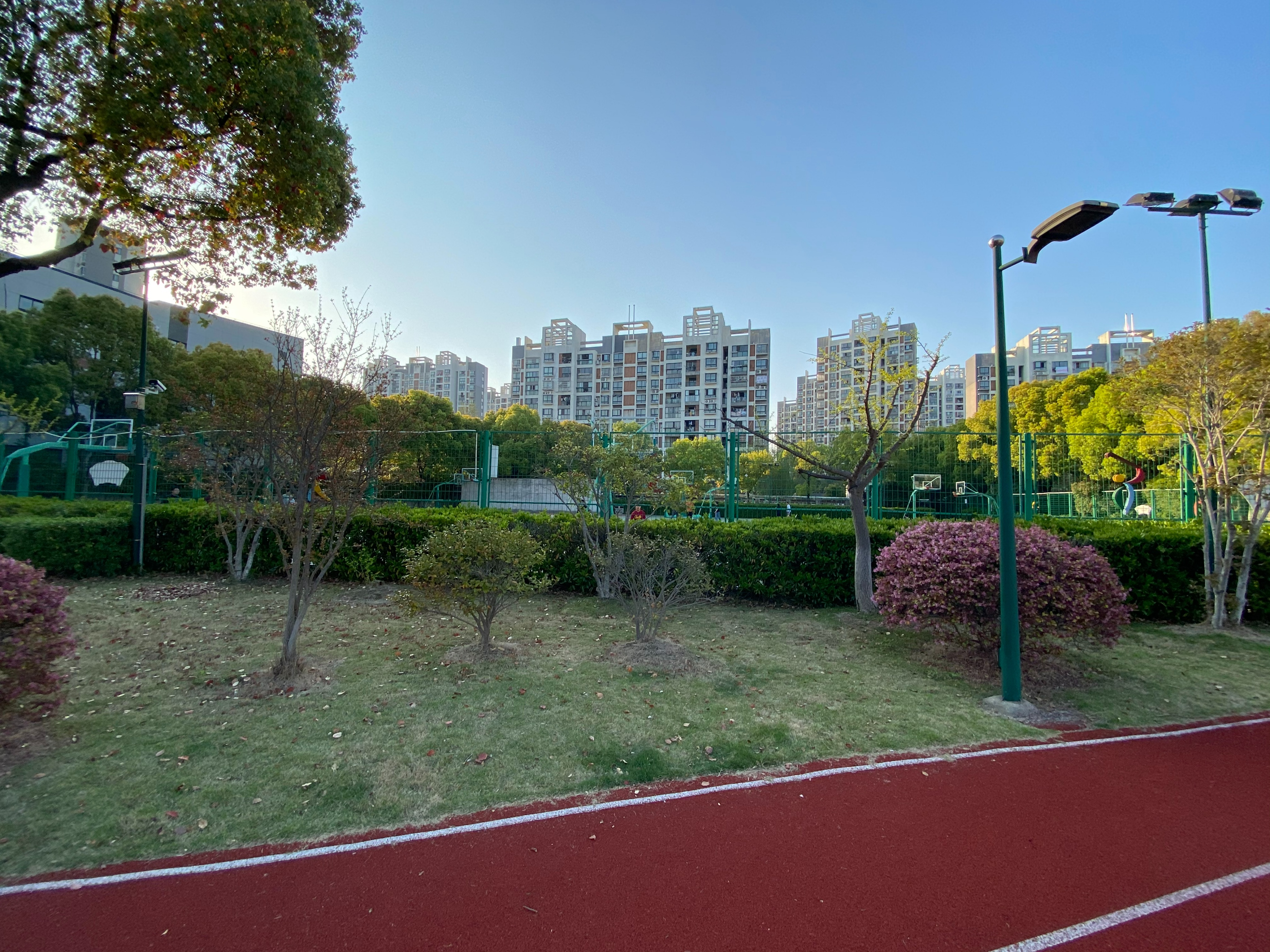 嘉定校园足球场地,上海嘉定外冈健身