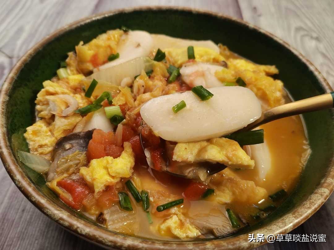 番茄三鲜汤 (早餐喝番茄金针菇鸡蛋汤的好处)