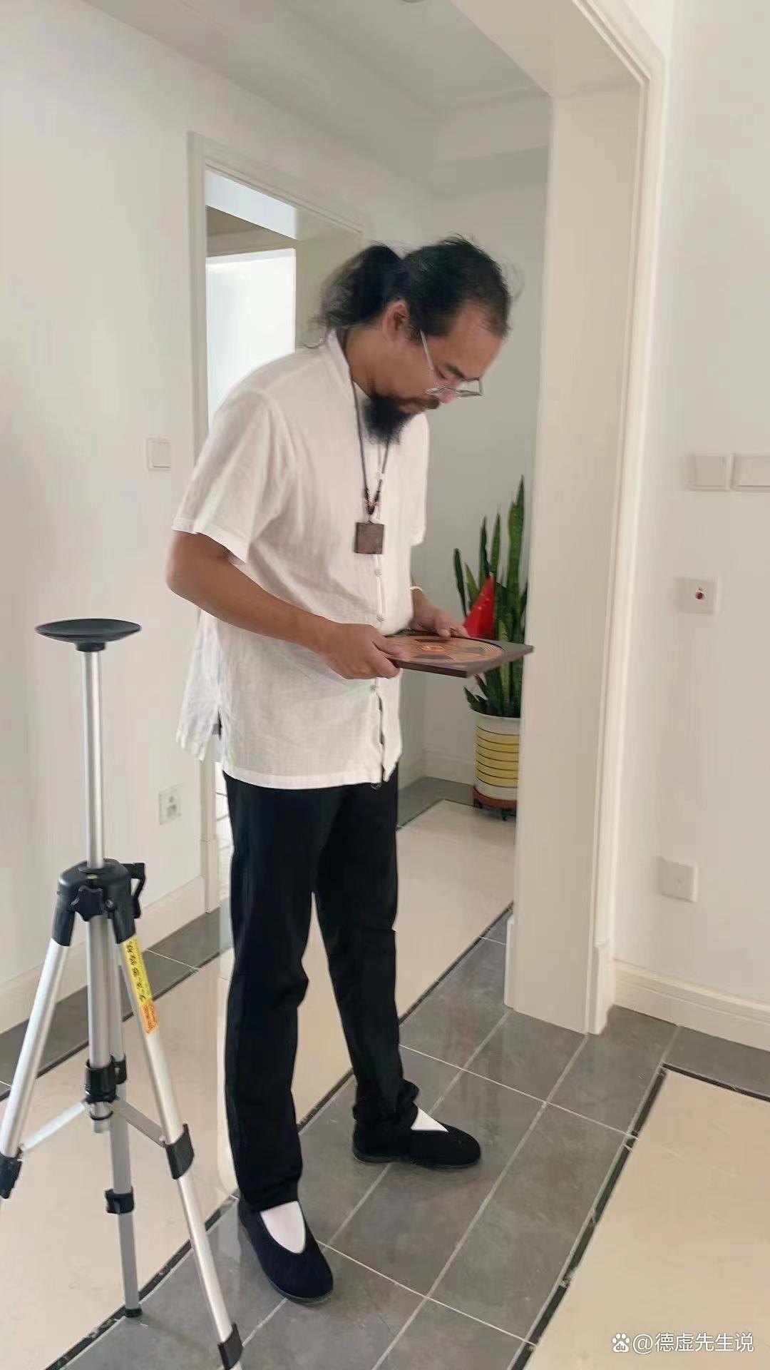 榻榻米对着卧室门怎么化解,榻榻米正对窗户怎么化解