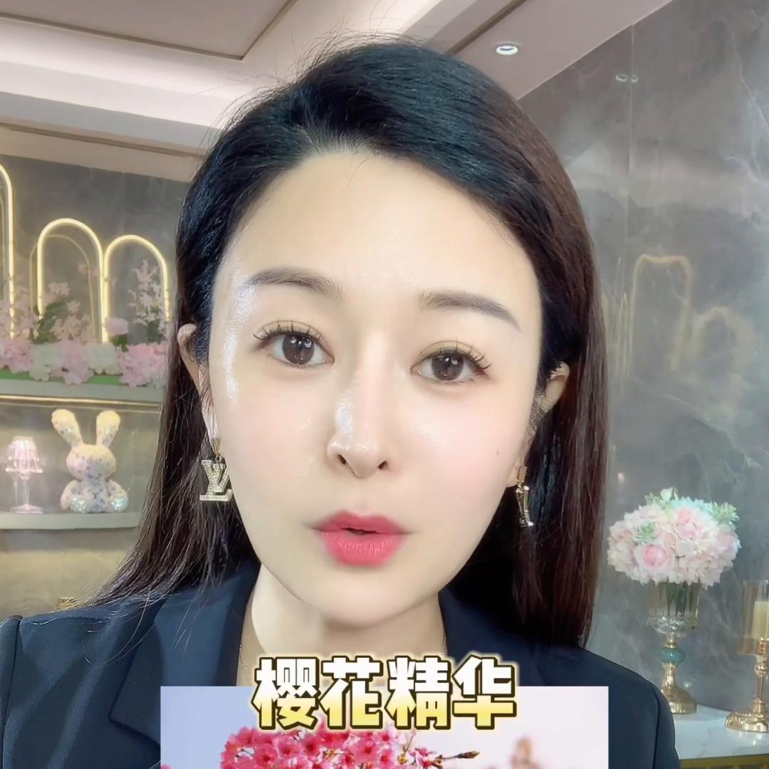 秋冬季节皮肤红干燥脱皮,春天皮肤严重缺水起皮